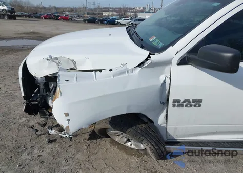 2017 Ram 1500 St z USA, uszkodzony, nr VIN 1C6RR7FG6HS559490